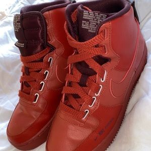 AF1 Nikes will negotiate price